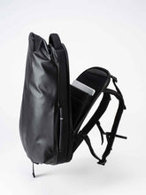 Load image into Gallery viewer, BACKPACKS ISAR M RAVEN - BLACK