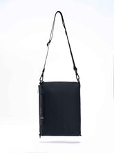 Load image into Gallery viewer, SLING BAG INN M SLEEK - BLUE
