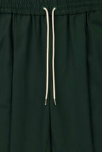 Load image into Gallery viewer, LE PANTALON CROPPED - FOREST GREEN