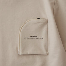 Load image into Gallery viewer, ZIP POCKET T-SHIRT - BEIGE
