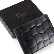 Load image into Gallery viewer, CLASSIC QUILTED CARDHOLDER - BLACK
