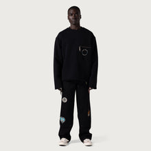 Load image into Gallery viewer, POCKET PULLOVER CREWNECK - BLACK
