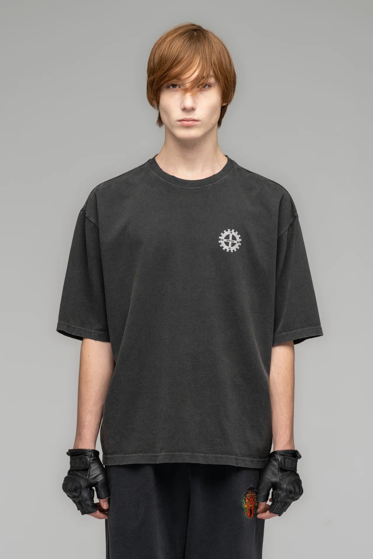 MACHINERY OVERSIZED BOX-CUT T SHIRT FADED BLACK