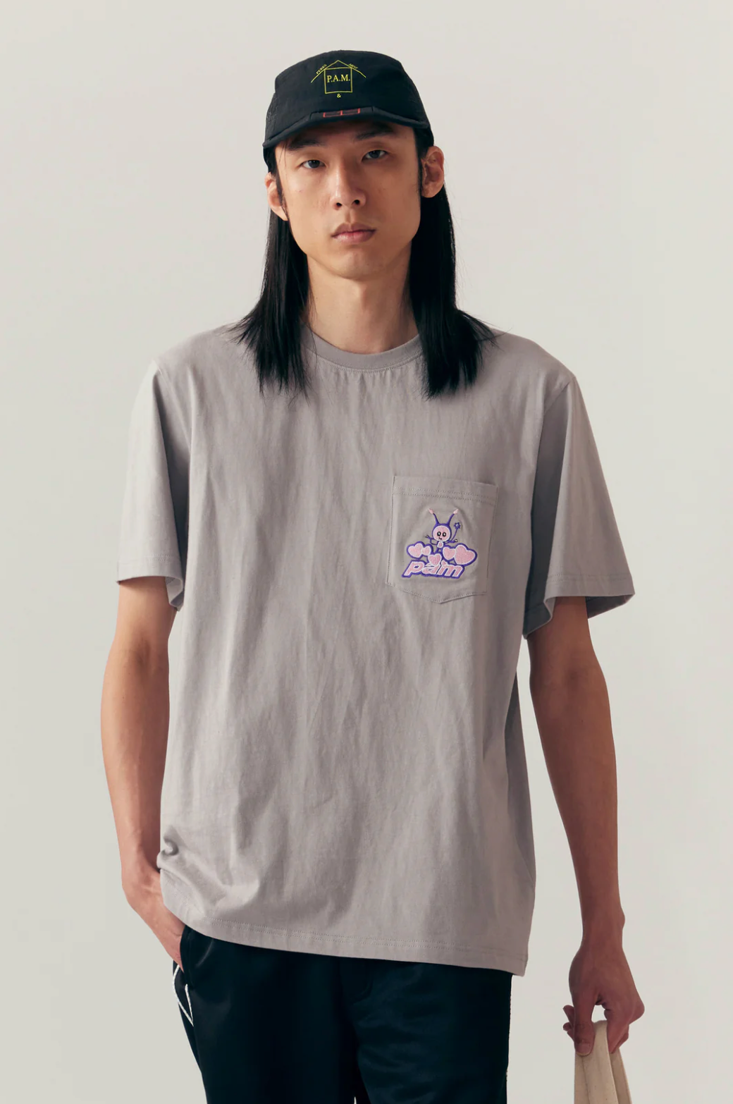 PINGA POCKET TEE - CEMENT