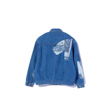 Load image into Gallery viewer, SIGN PRINT DENIM JACKET - INDIGO
