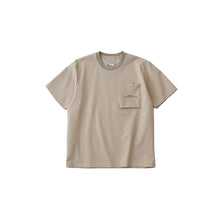 Load image into Gallery viewer, ZIP POCKET T-SHIRT - BEIGE
