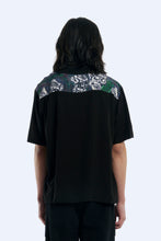 Load image into Gallery viewer, SKULLS BOWLING SS SHIRT - SKULL/BLACK
