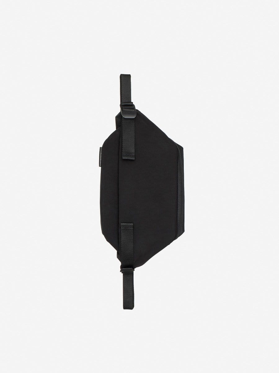 バッグ Isarau Small Memory Tech Black 28719 côte&ciel official | Isarau S MemoryTech Black côte&ciel